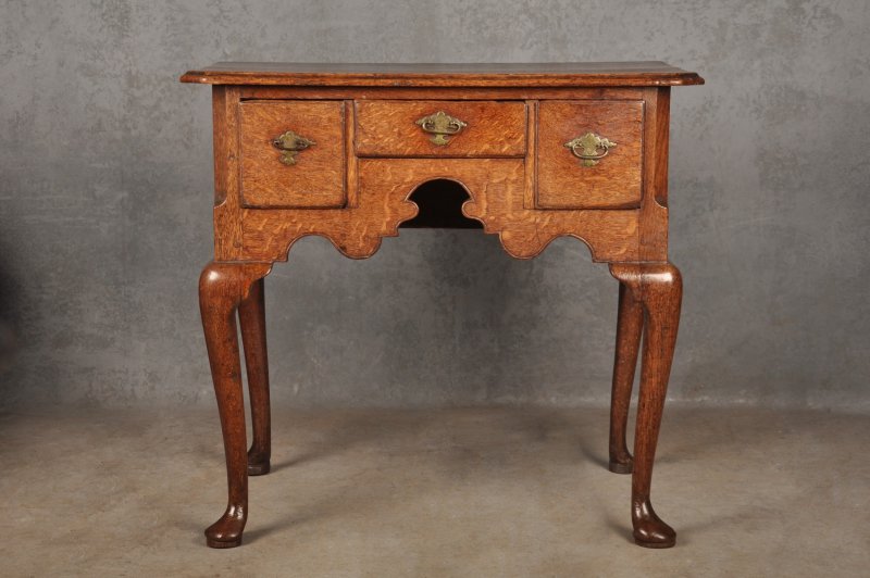 Early 18th Century Oak Lowboy