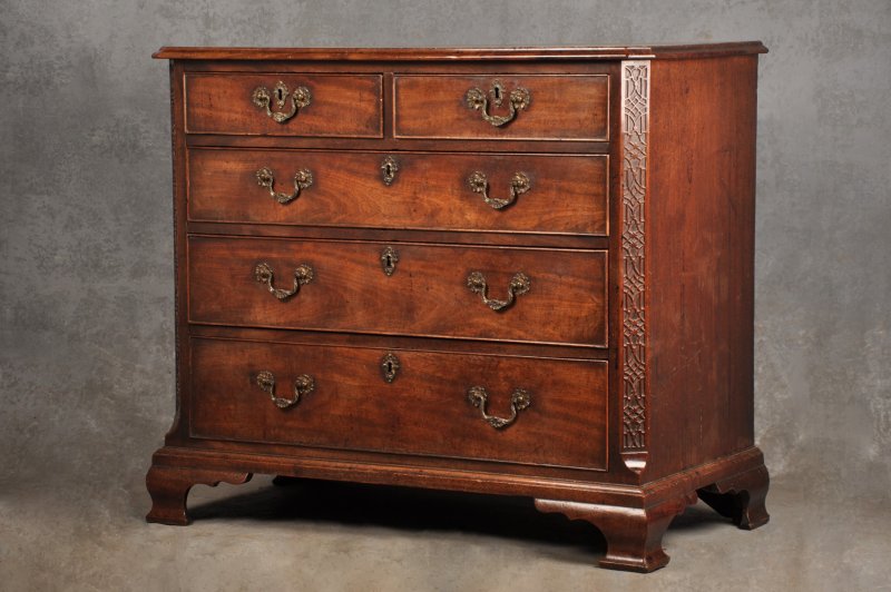 Fine 18th Century Mahogany Chippendale Chest Of Drawers - Image 15