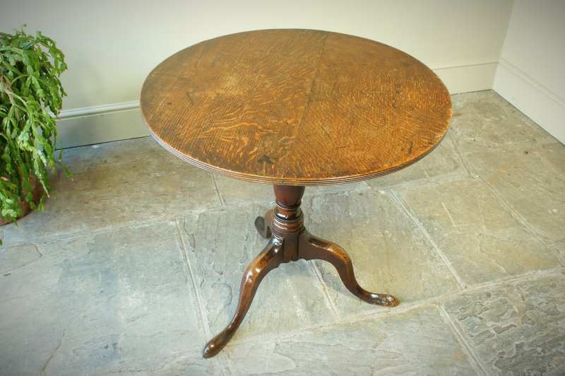 Georgian Oak Tripod Table