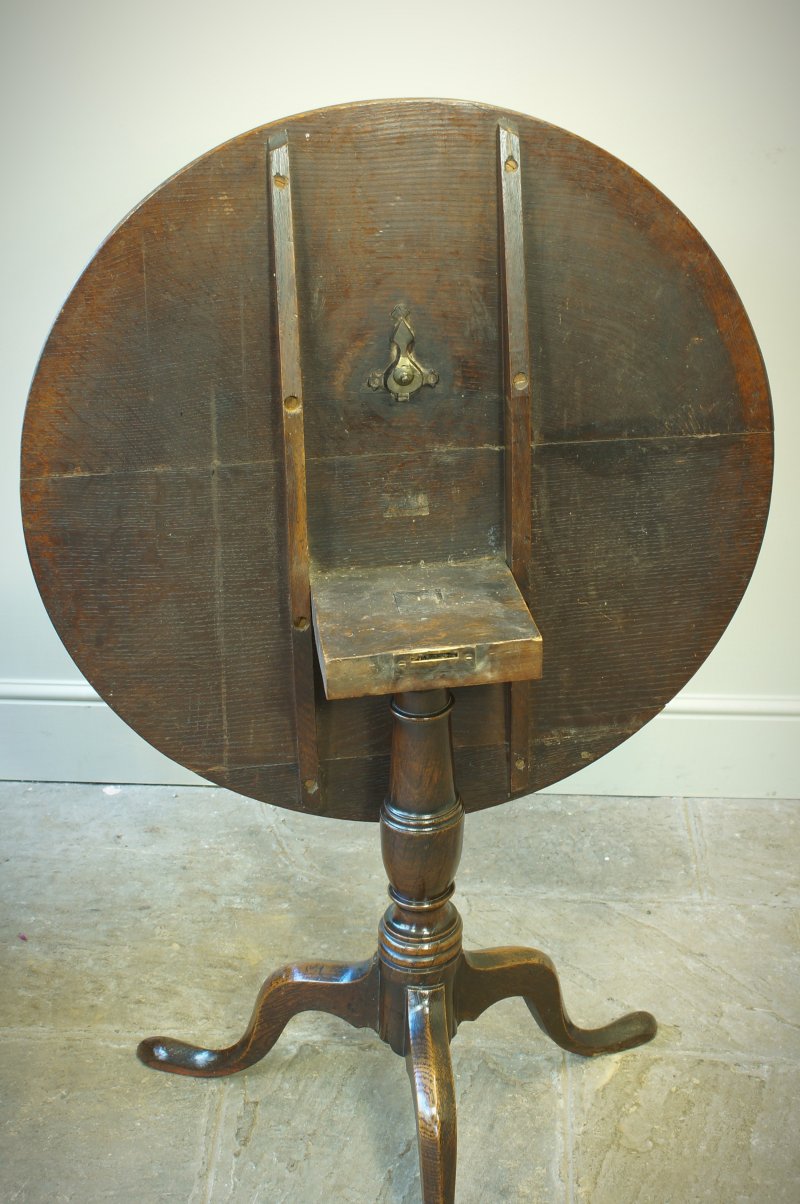 Georgian Oak Tripod Table