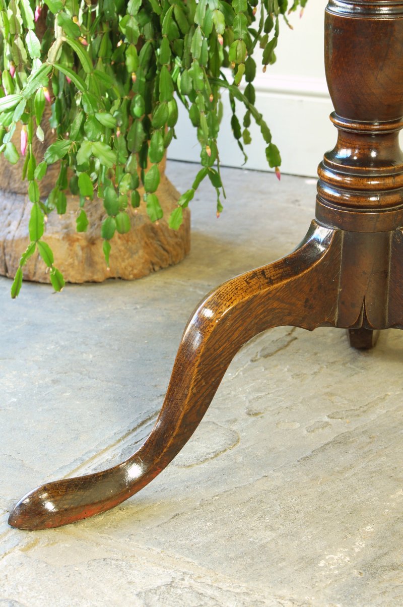 Georgian Oak Tripod Table