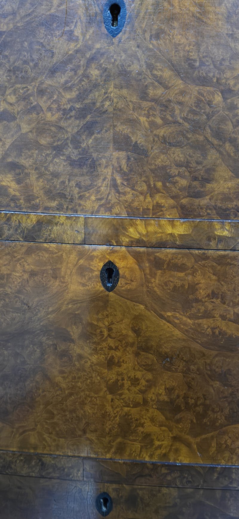 Super Quality Burr Walnut Linen Press of Small Proportions - Image 5