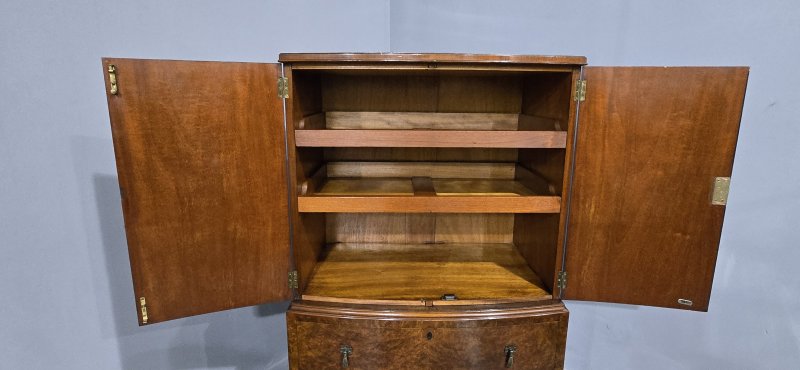 Super Quality Burr Walnut Linen Press of Small Proportions - Image 9