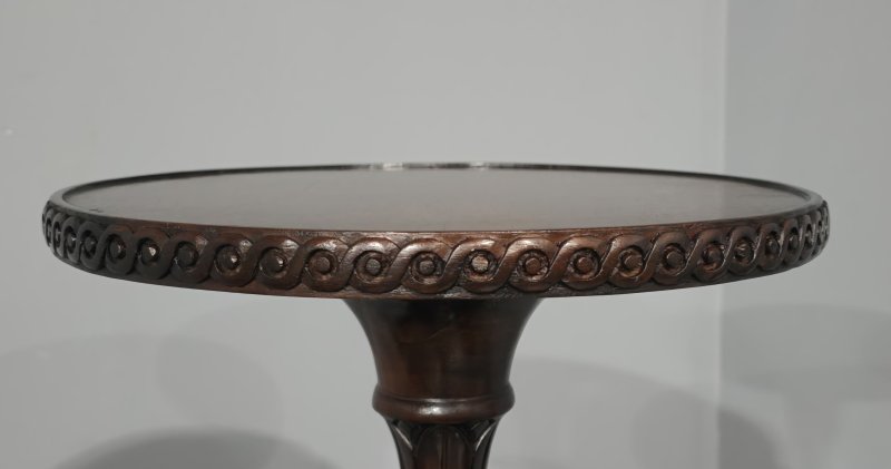 Fine Pair Mahogany Torchere Pedestal Stands - Image 2