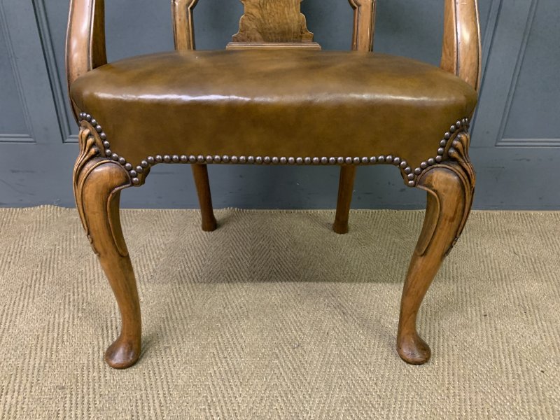 Waring & Gillow Set of 8 Queen Anne Style Chairs - Image 6