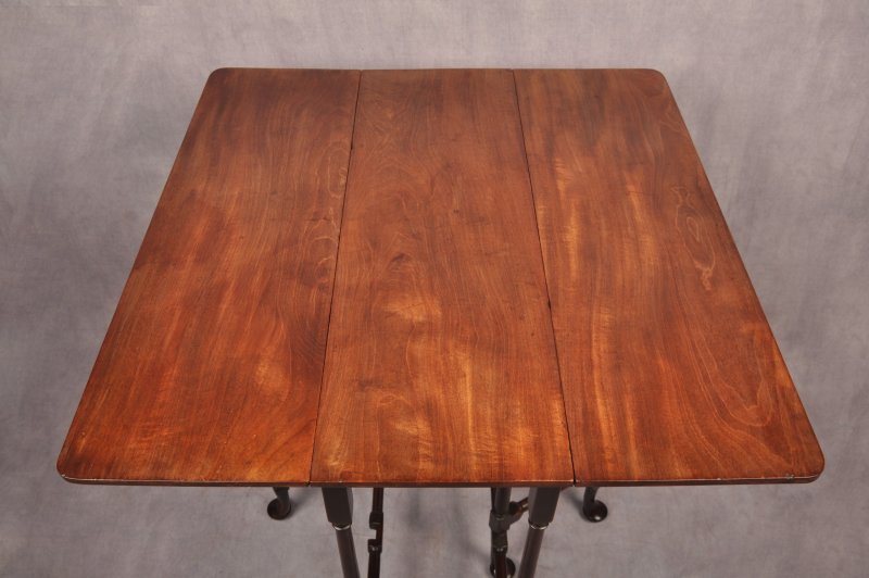 Fine 18th Century Mahogany Spider Table - Image 2