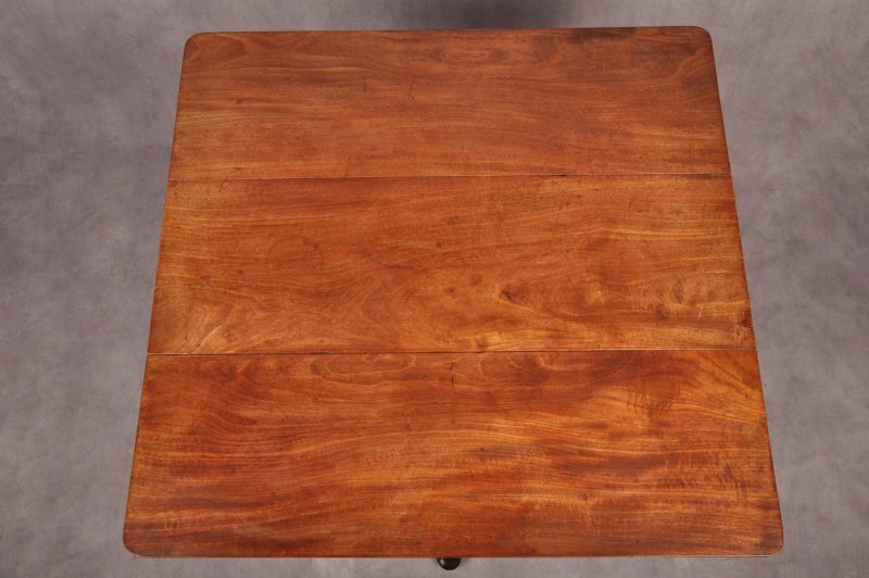 Fine 18th Century Mahogany Spider Table - Image 4