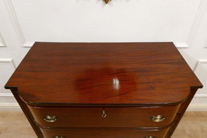 Regency Mahogany Bow Fronted Chest of Drawers - Image 6