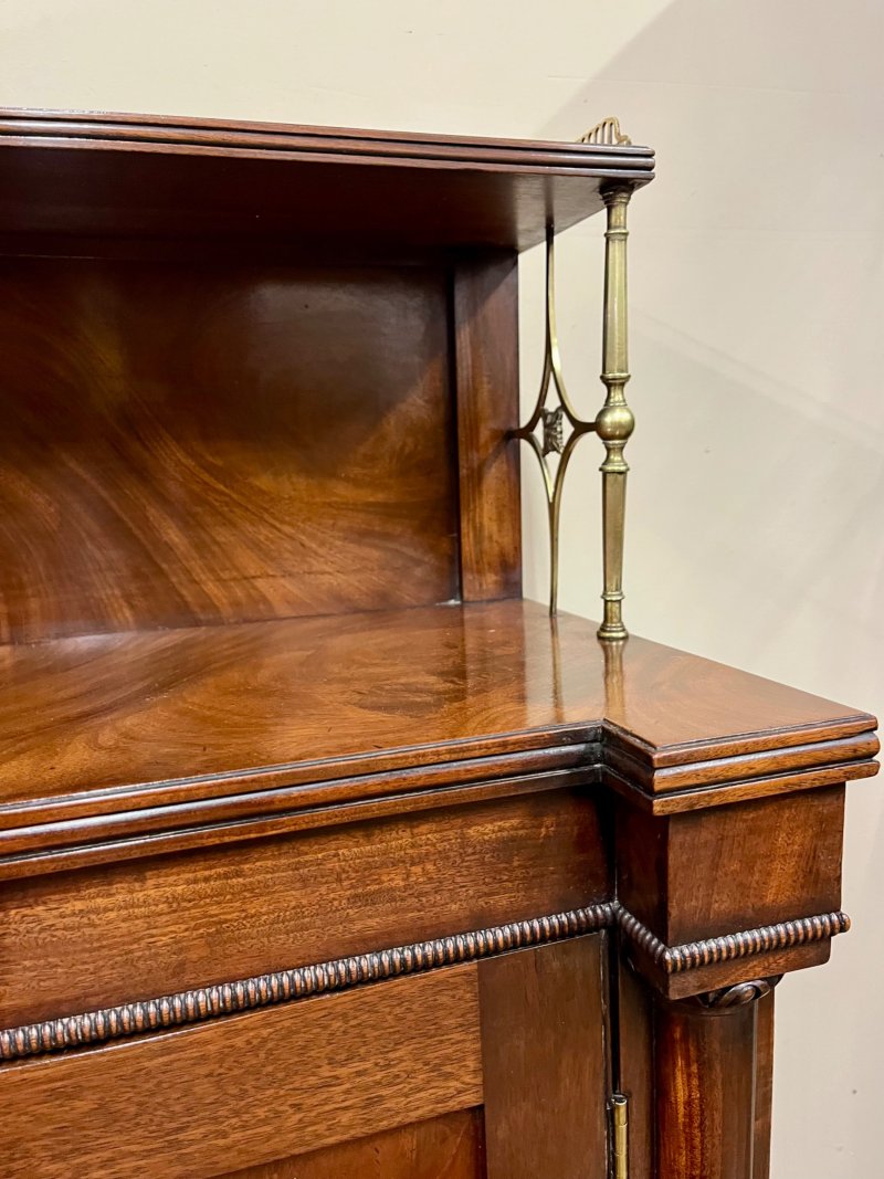 19th Century Mahogany Chiffonier. - Image 4