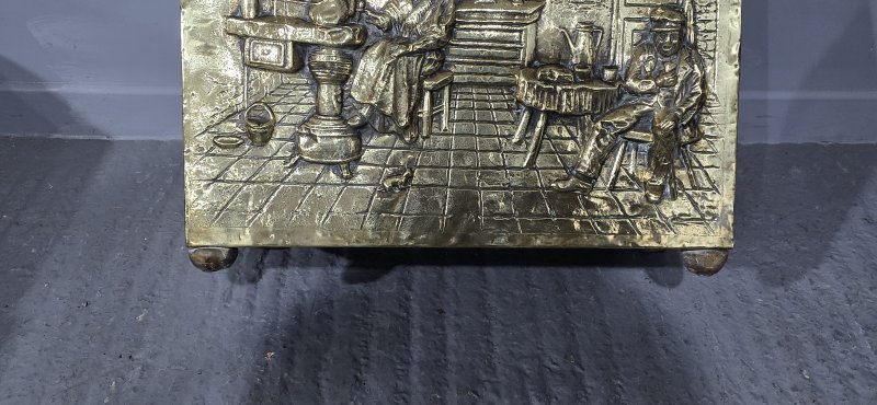 Top Quality Victorian Log Bin - Image 10