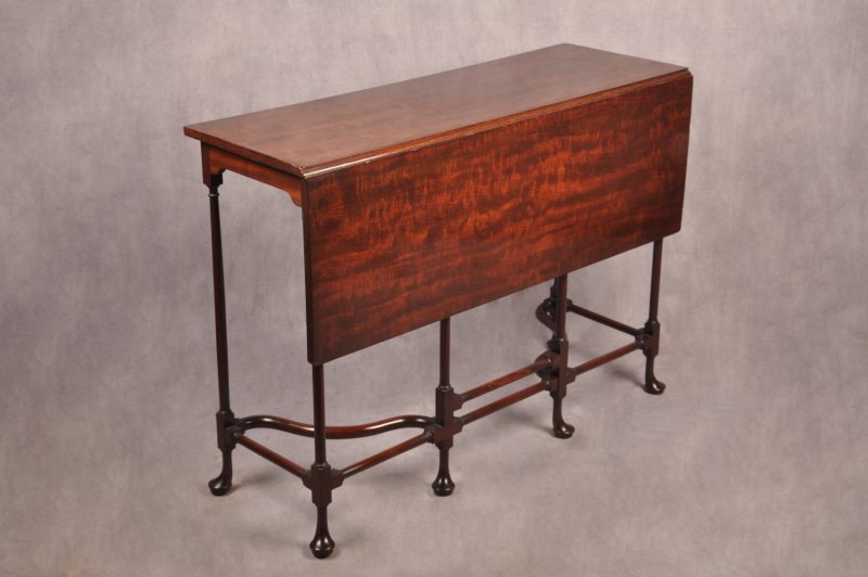 Rare 18th Century Mahogany Spider Table - Image 5