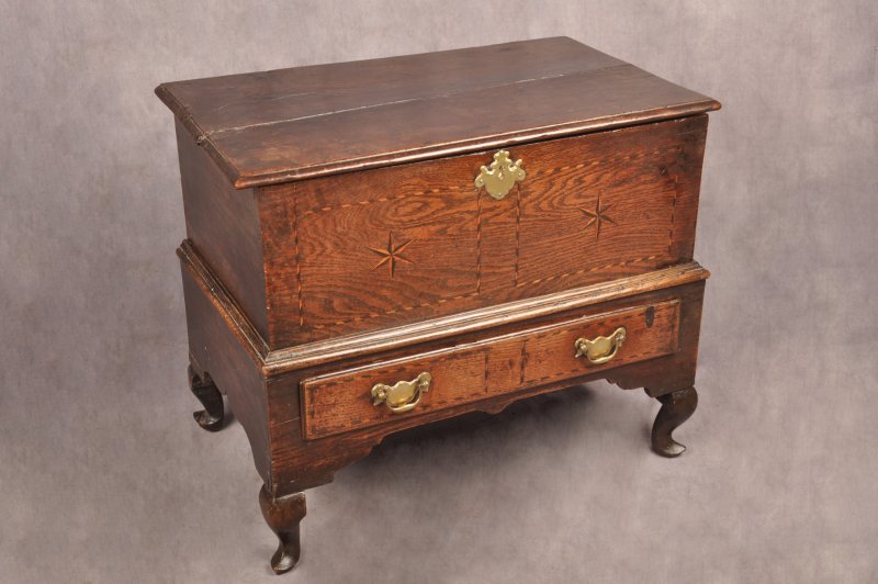 Early 18th Century Oak Coffer Bach - Image 2