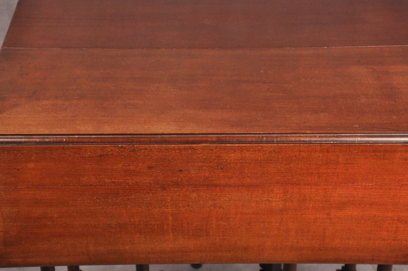 18th Century Mahogany Spider Table