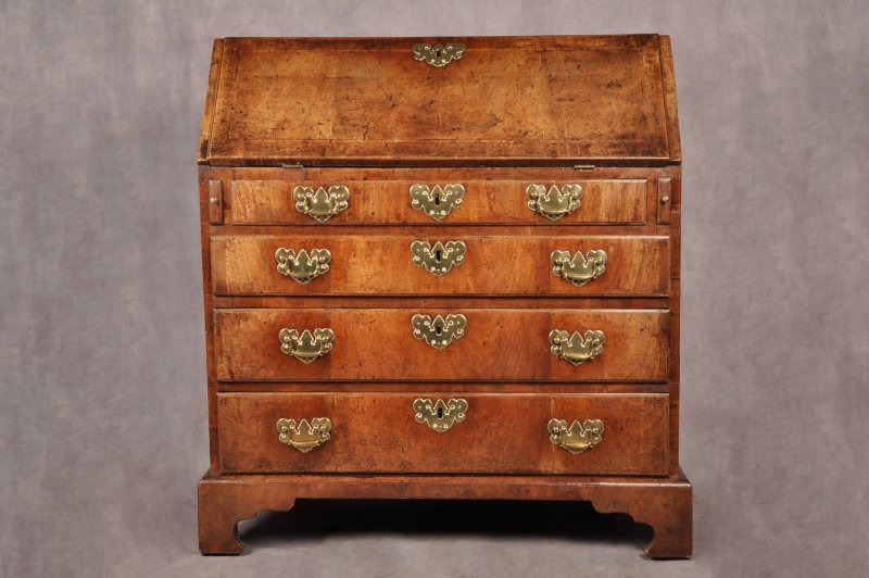 Early 18th Century Walnut Bureau