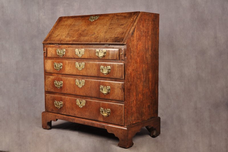 Early 18th Century Walnut Bureau