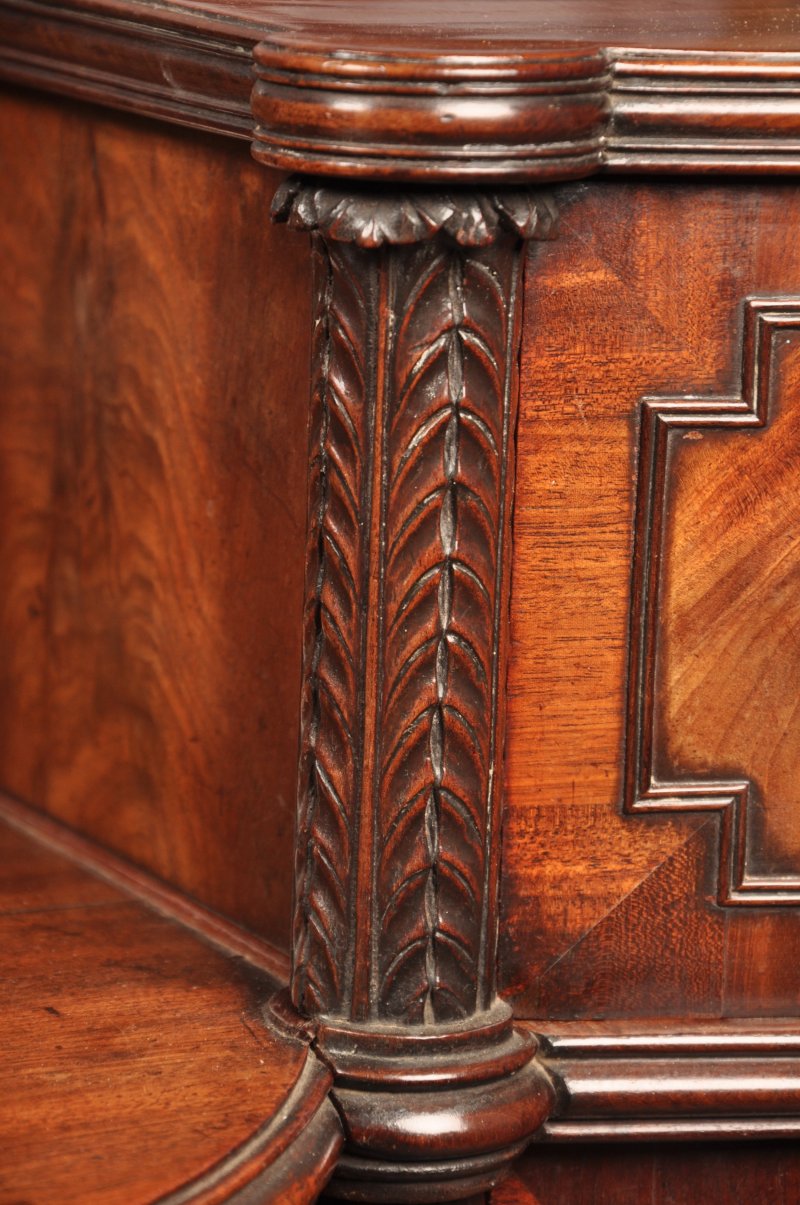 Fine Regency Mahogany Sideboard - Image 11