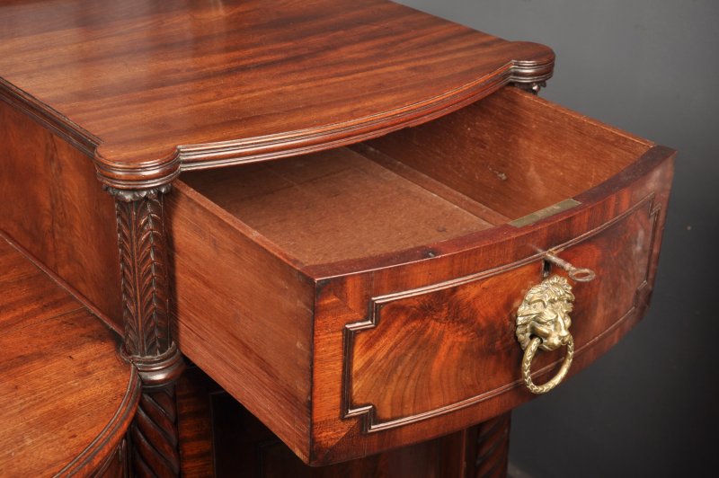 Fine Regency Mahogany Sideboard - Image 12