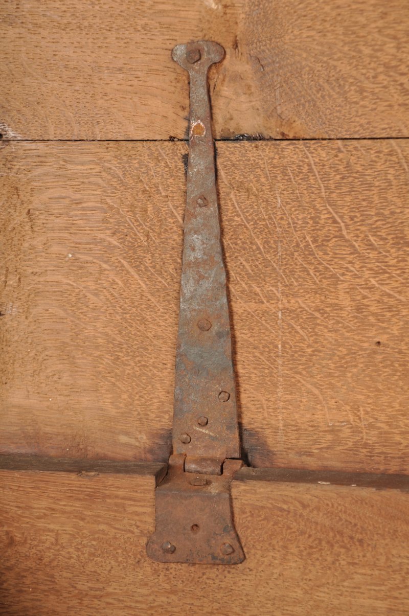 Rare 17th Century Oak Chest Of Drawers