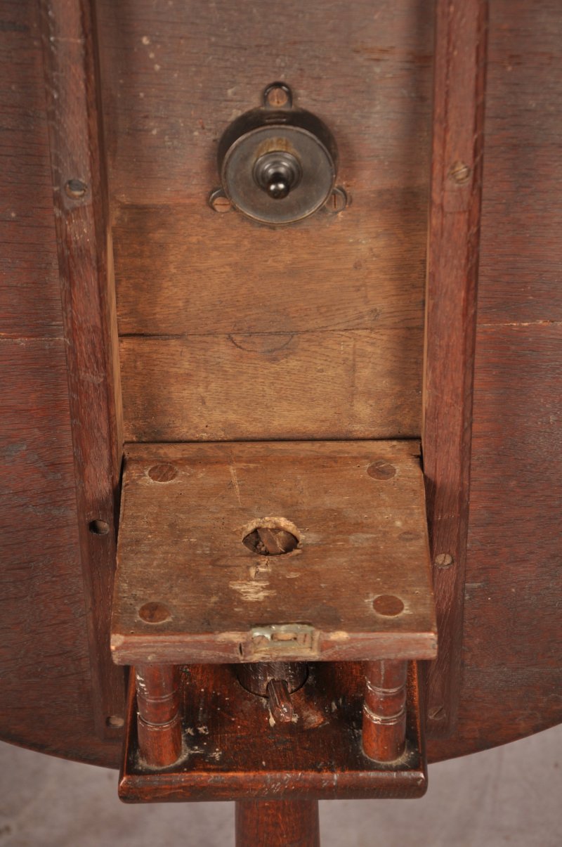 Rare 18th Century Oak Country Tripod Table