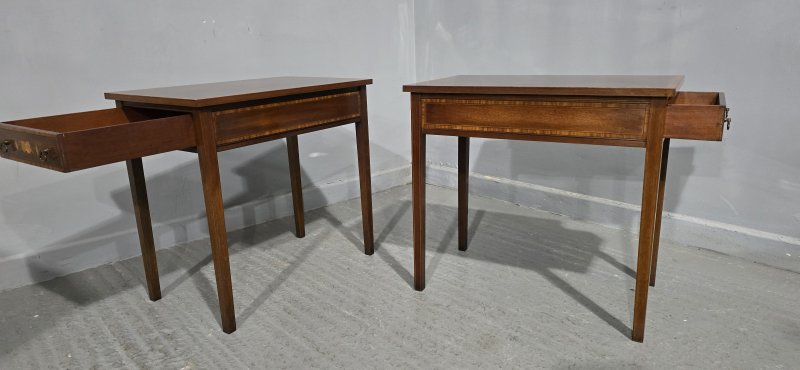 Fine Pair Mahogany Lamp Tables - Image 7