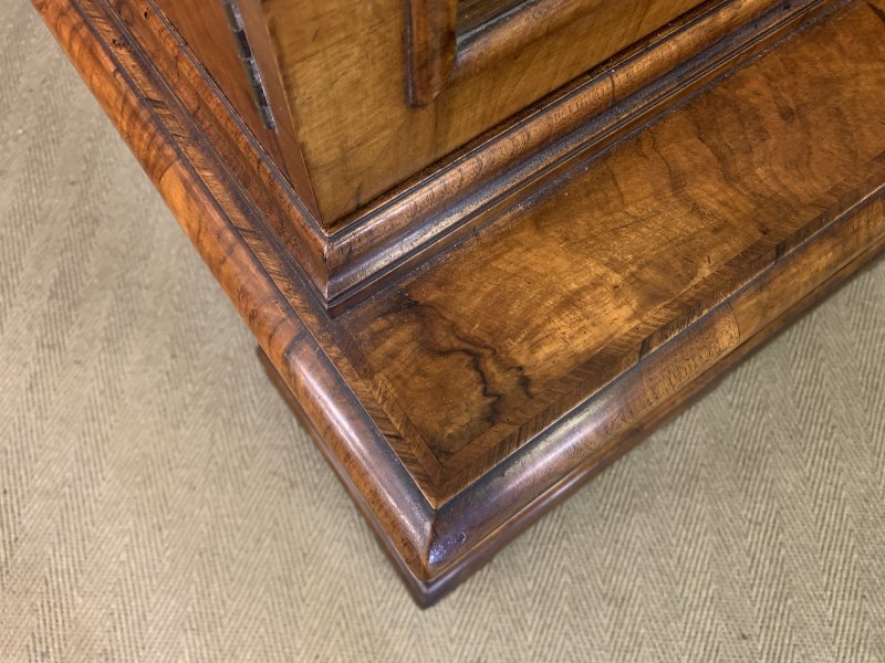 Waring & Gillow Burr Walnut Bookcase - Image 2