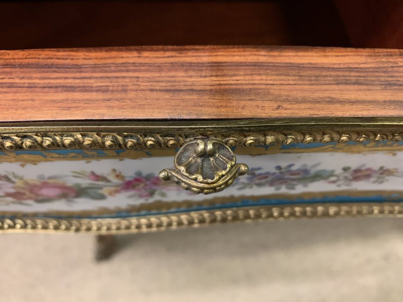 French Tulip Wood Bureau Plat - Image 5