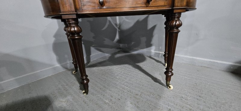 Victorian Mahogany Dressing Table - Image 10