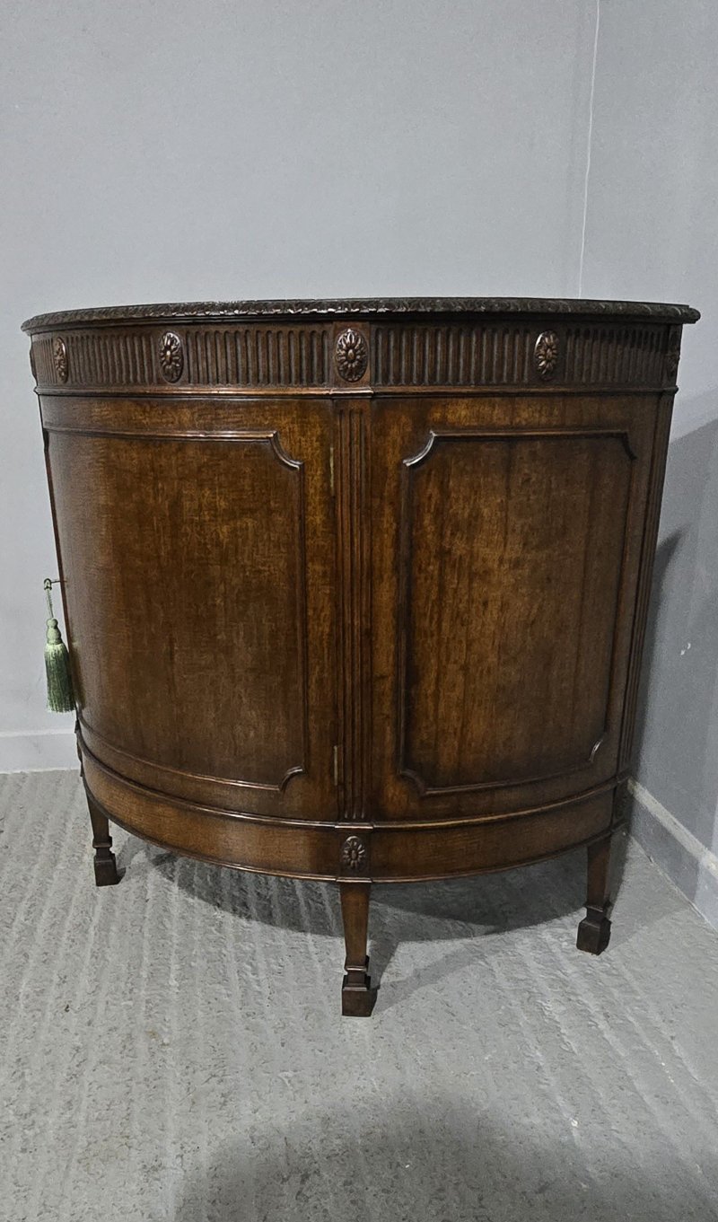 Nice Quality Mahogany Demi Lune Cabinet - Image 2