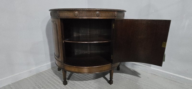 Nice Quality Mahogany Demi Lune Cabinet - Image 6