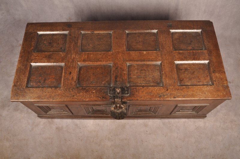 Rare Dated Elizabethan Coffer - Image 6