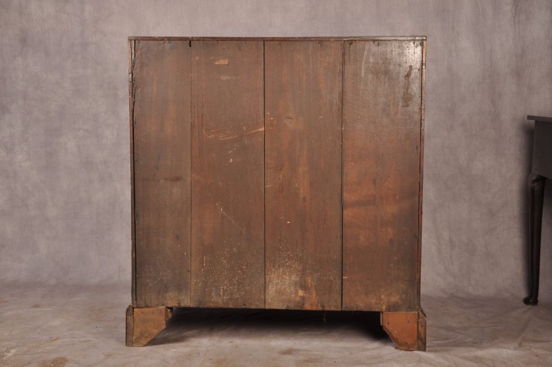 Early 18th Century Burr Walnut Bureau - Image 16