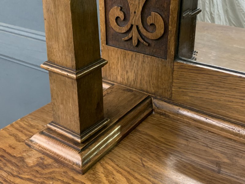Arts & Crafts Period Oak Sideboard - Image 2