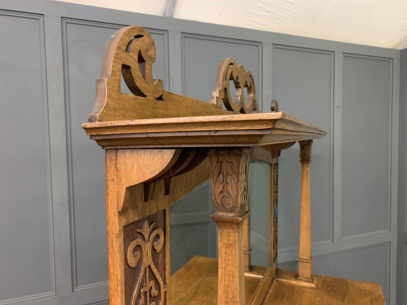 Arts & Crafts Period Oak Sideboard - Image 14