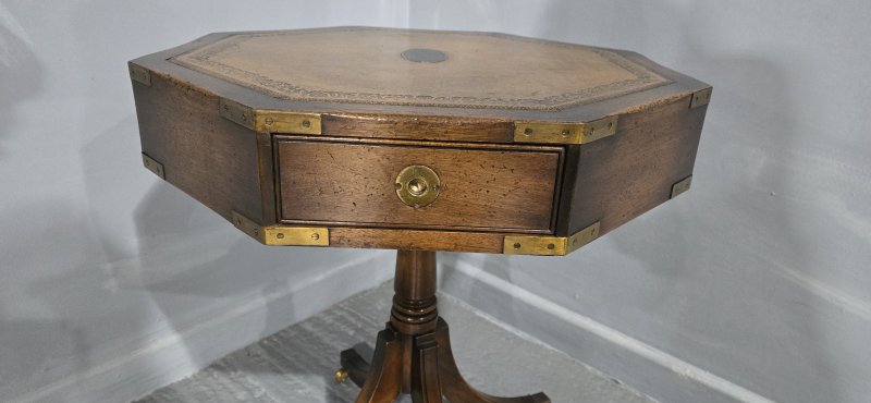 Super Campaign Drum Table - Image 9