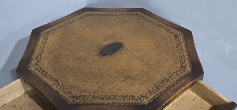 Super Campaign Drum Table - Image 6