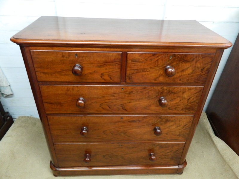 Victorian Mahogany Chest of Drawers - Image 5