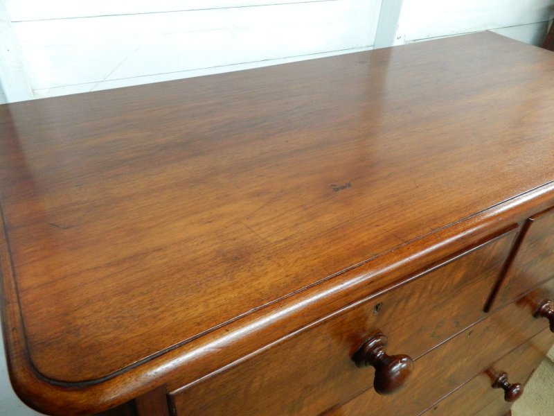 Victorian Mahogany Chest of Drawers - Image 17