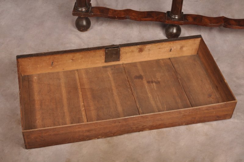 17th Century Olive Wood Oyster Cabinet - Image 16