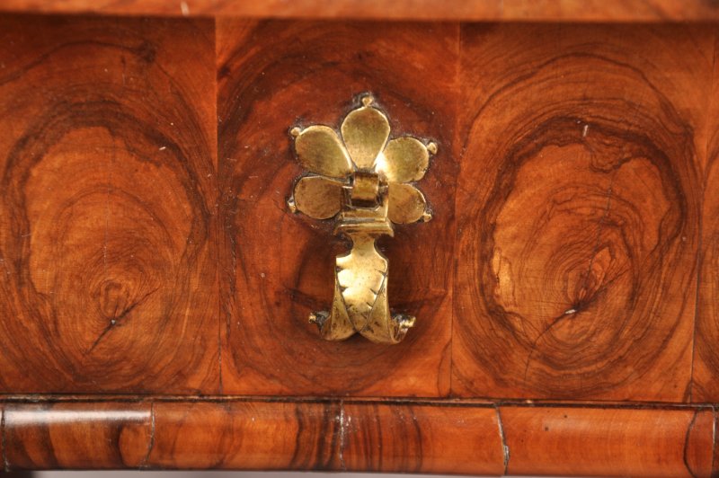 17th Century Olive Wood Oyster Cabinet - Image 22