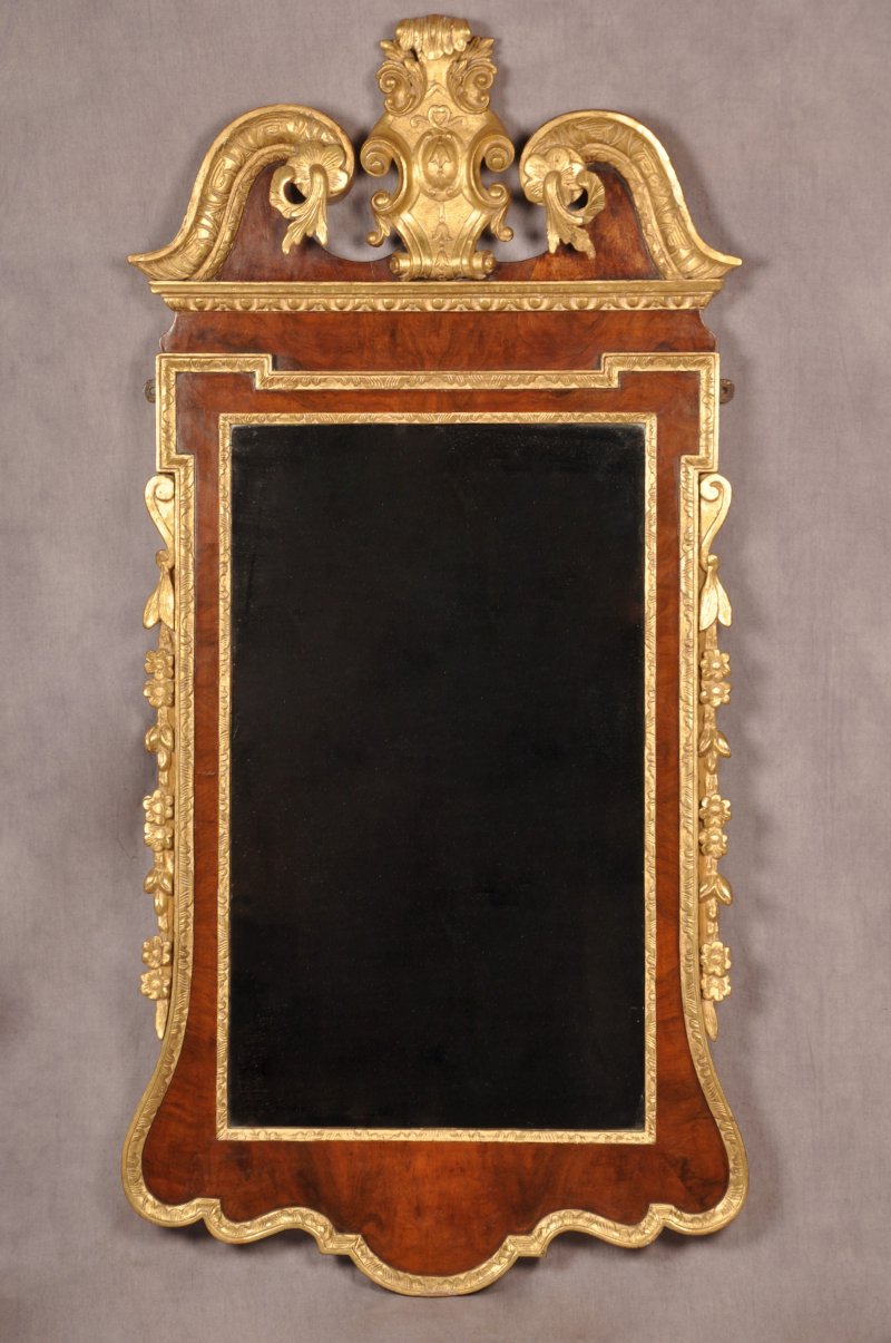 Fine 18th Century Walnut & Parcel Gilt Mirror