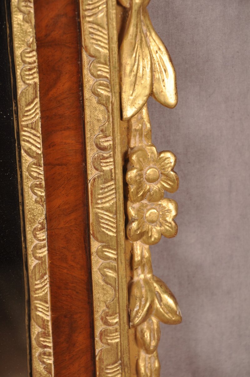 Fine 18th Century Walnut & Parcel Gilt Mirror - Image 3