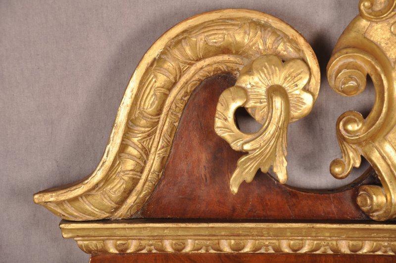 Fine 18th Century Walnut & Parcel Gilt Mirror - Image 7