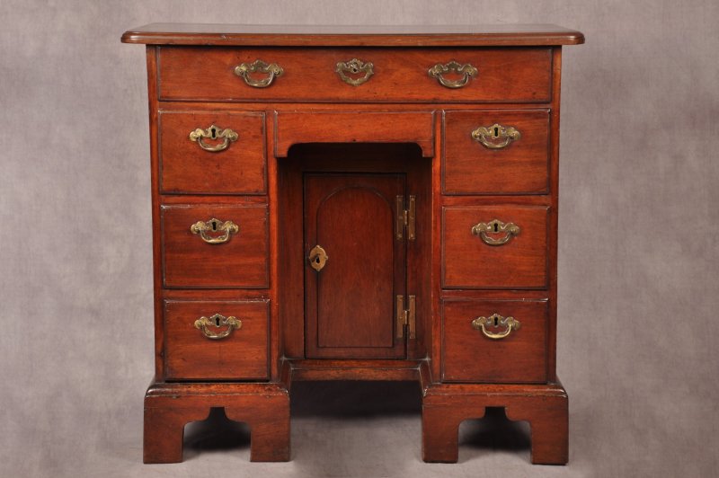18th Century Mahogany Kneehole Desk