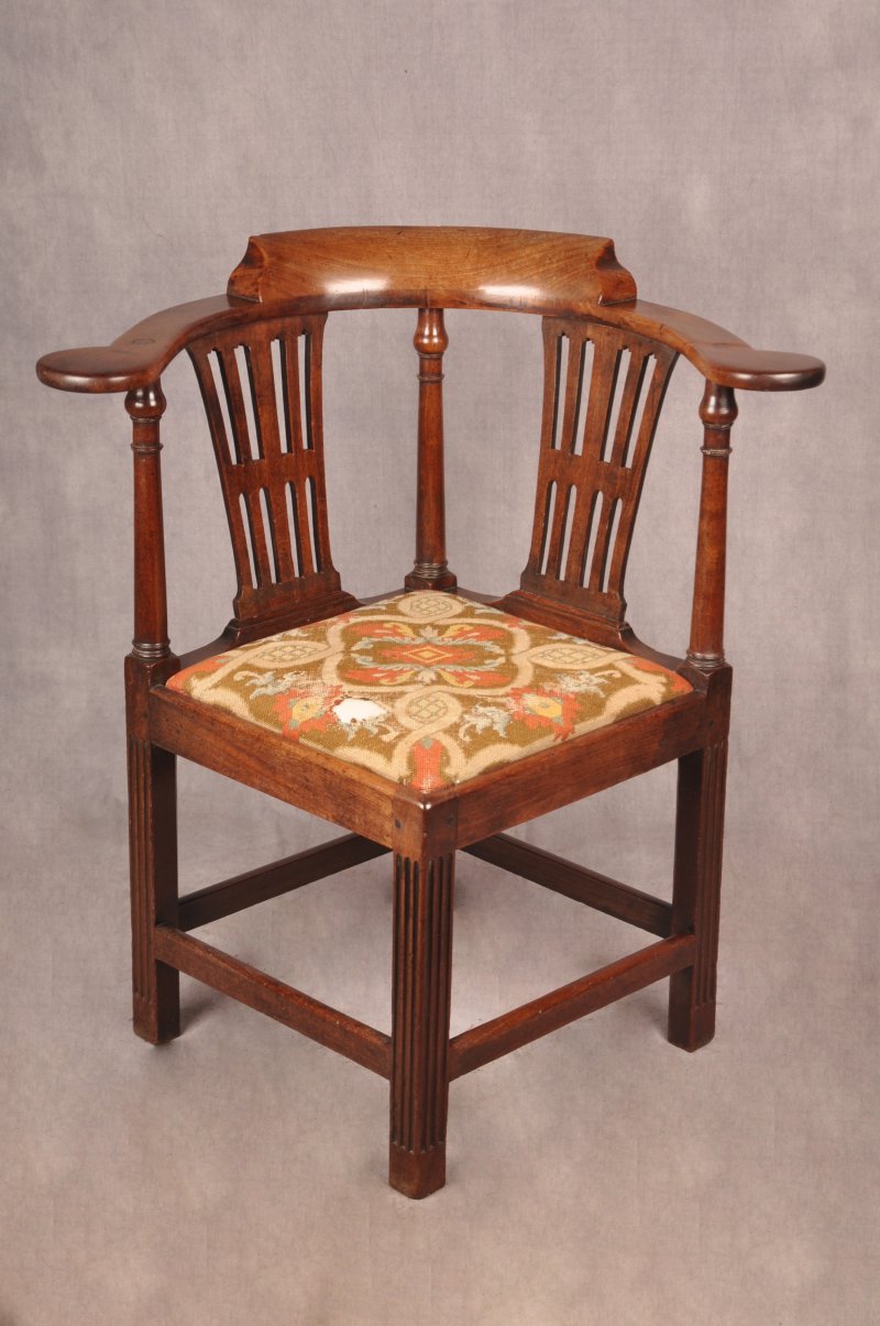 Fine 18th Century Corner Chair