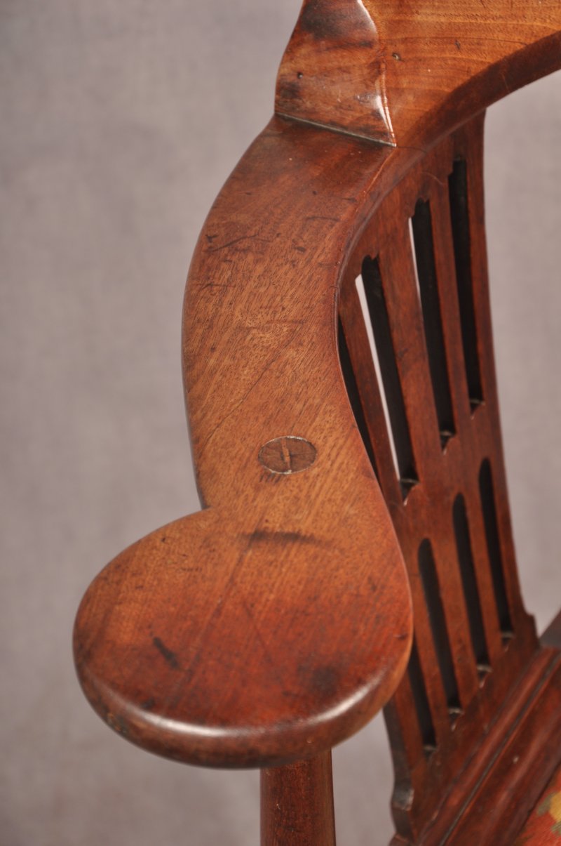Fine 18th Century Corner Chair - Image 9