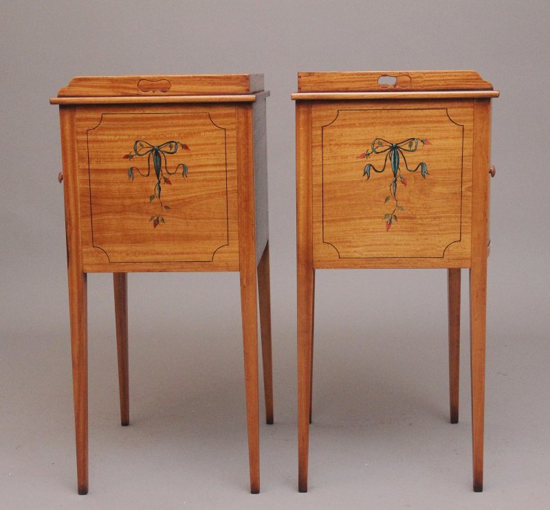 Pair early 20th Century satinwood bedside cabinets in the Sheraton style - Image 9