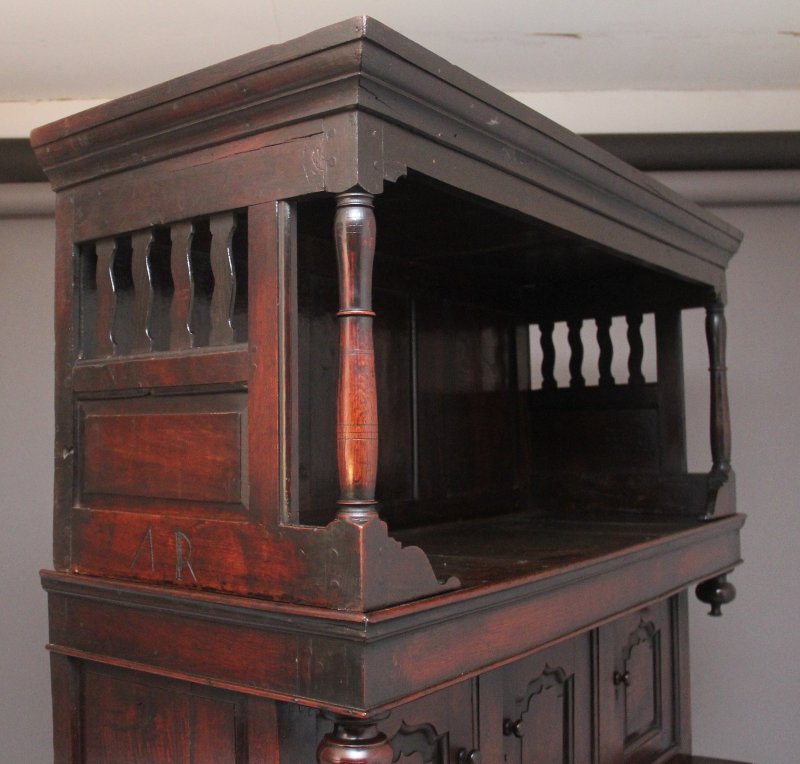 Early 18th Century oak tridarn - Image 3