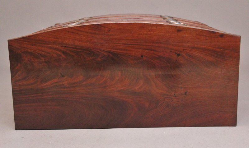 EARLY 19TH CENTURY FLAME MAHOGANY BOWFRONT CHEST OF DRAWERS - Image 8