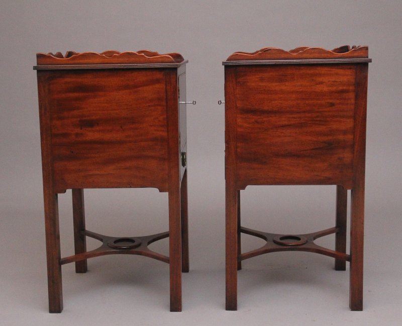 Pair early 20th Century mahogany bedside cabinets - Image 3