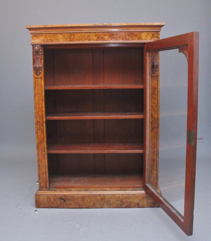 A superb quality 19th Century burr walnut cabinet - Image 5